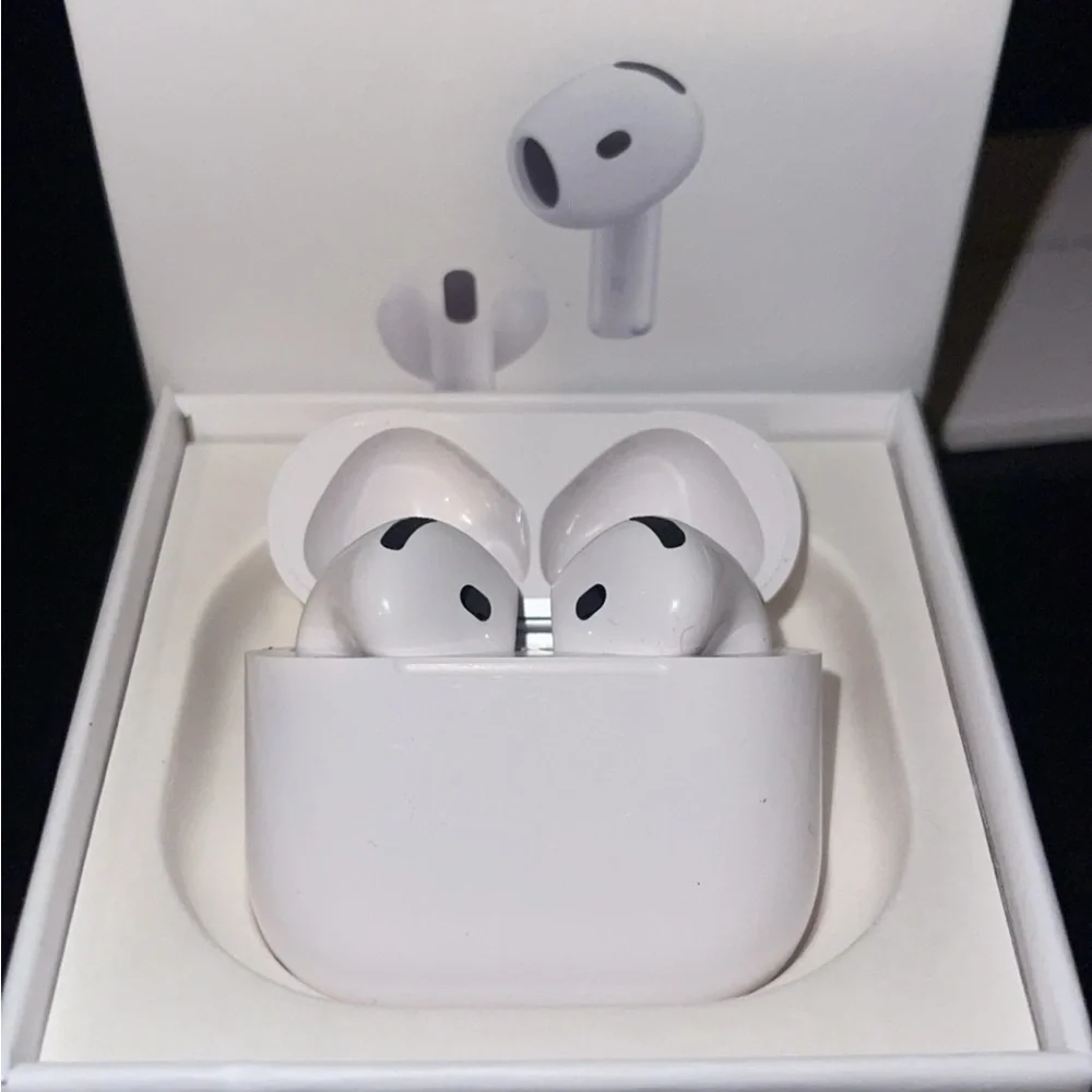 Wireless Earbuds with Charging Case - White